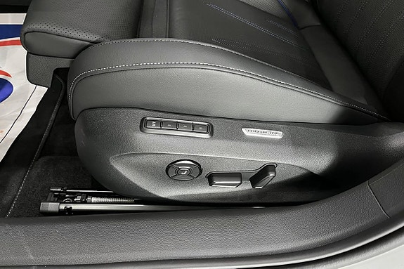Volkswagen Passat 18 of 22