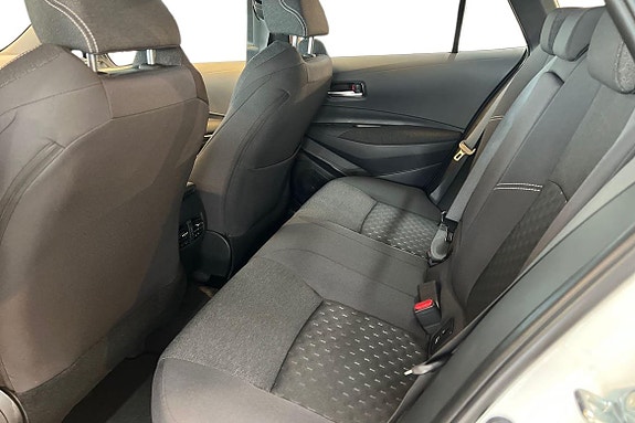 Toyota Corolla 16 of 20