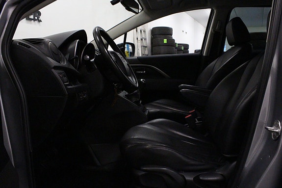 Mazda 5 10 of 20