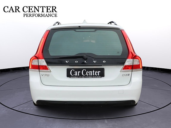 Volvo V70 6 of 24