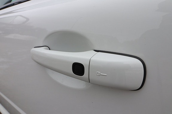 Volvo V70 14 of 24