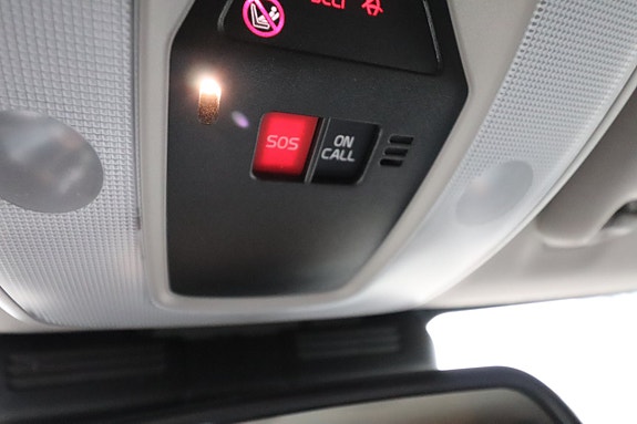 Volvo V70 19 of 24