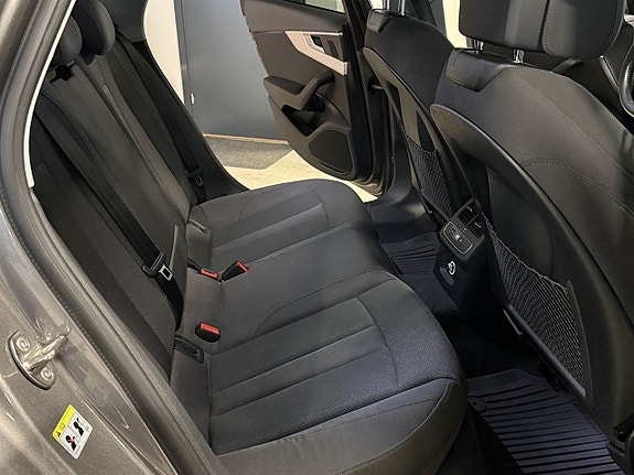 Audi A4 8 of 11