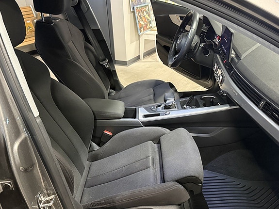Audi A4 9 of 11