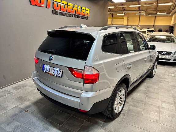 BMW X3 4 of 5