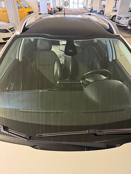 Peugeot 2008 8 of 13