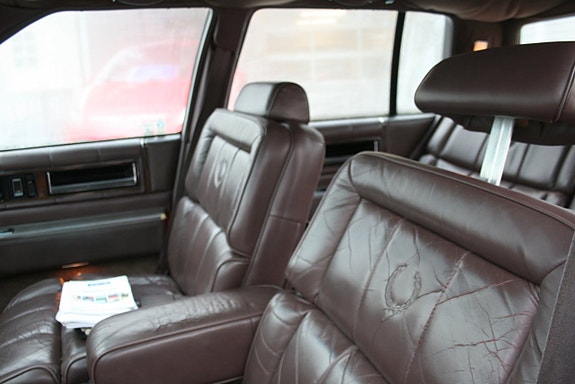 Cadillac Deville 11 of 15