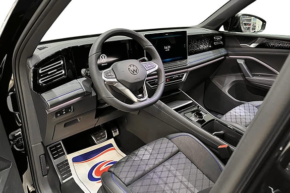 Volkswagen Tiguan 7 of 15
