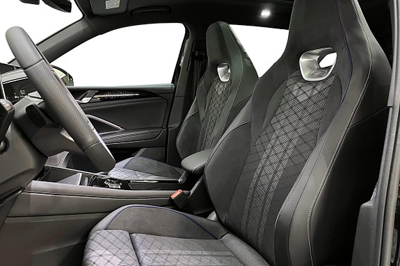 Volkswagen Tiguan 11 of 15