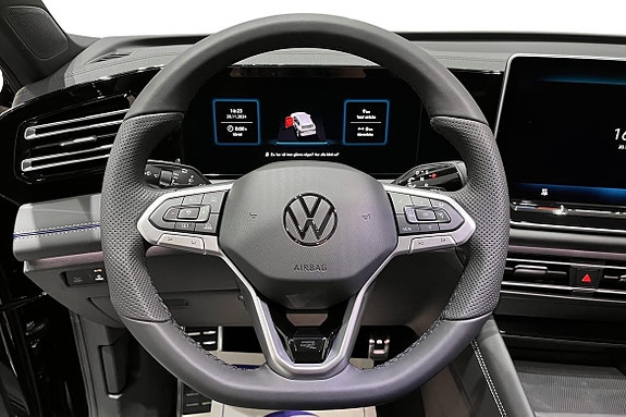 Volkswagen Tiguan 8 of 15