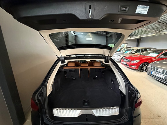 BMW 530e 12 of 19