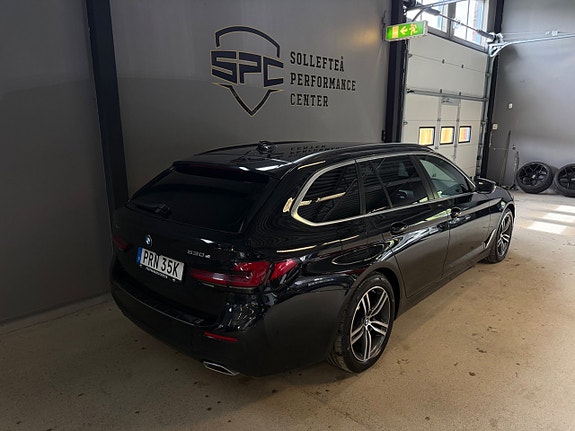 BMW 530e 3 of 19