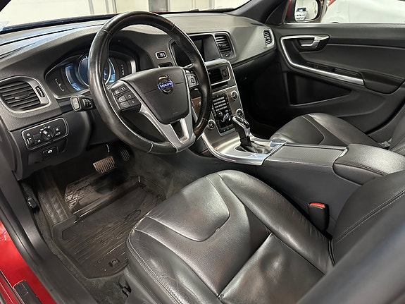 Volvo V60 10 of 18