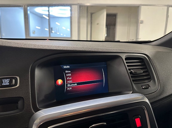 Volvo V60 16 of 18