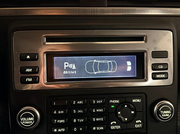 Volvo V70 7 of 15