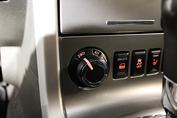 Nissan Navara 25 of 27