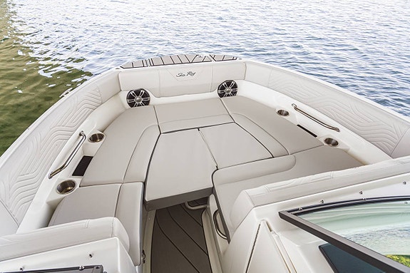 Sea Ray SDX 230 6 of 11