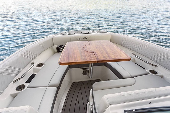 Sea Ray SDX 230 5 of 11