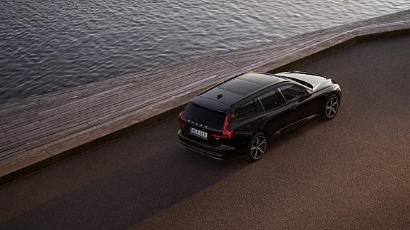 Volvo V60 8 of 17