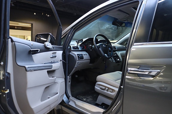 Honda Odyssey 8 of 22