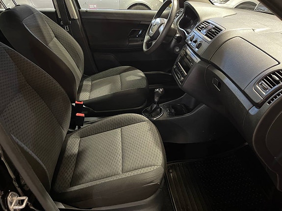 Skoda Fabia 9 of 13