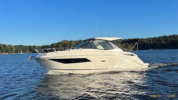 Sea Ray Sundancer 320 2 of 11