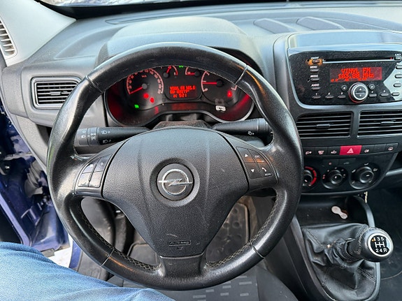 Opel Combo 7 of 9