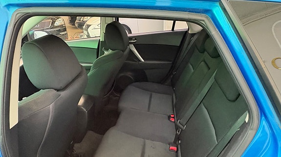 Mazda 3 18 of 20