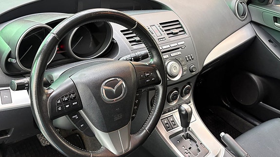 Mazda 3 14 of 20