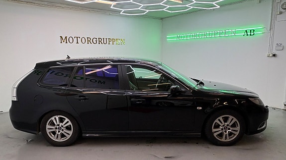 Saab 9-3 4 of 5