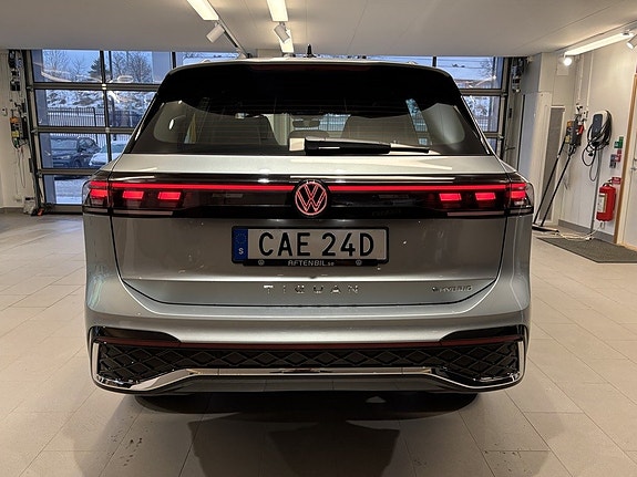 Volkswagen Tiguan 5 of 5