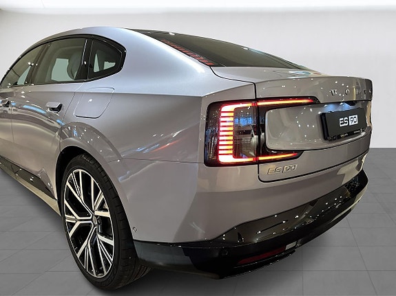 Volvo ES90 6 of 27
