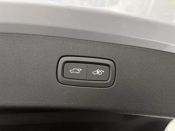 Volvo ES90 21 of 27