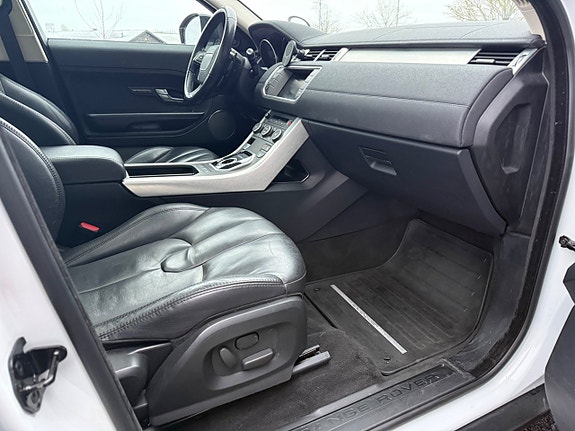 Land Rover Range Rover Evoque 13 of 19