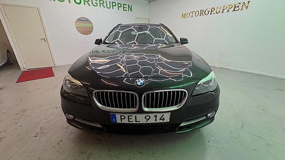 BMW 520d 4 of 5