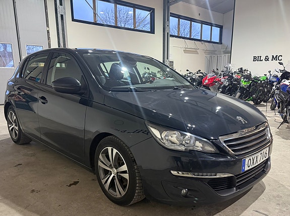 Peugeot 308 4 of 5