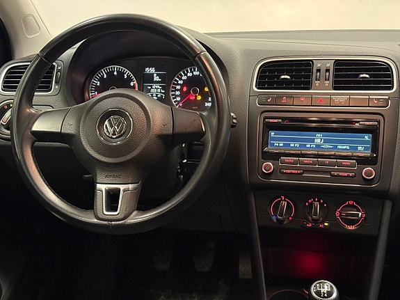 Volkswagen Polo 15 of 23