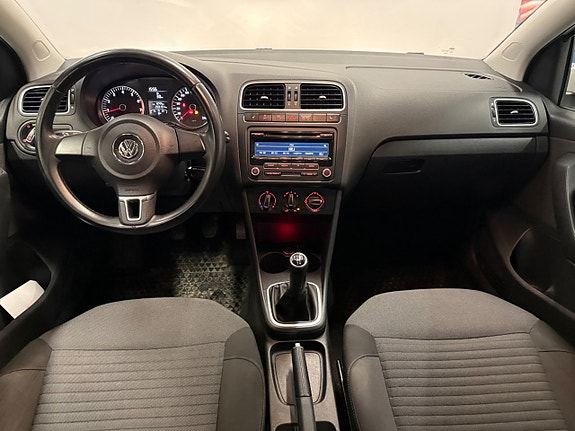 Volkswagen Polo 14 of 23