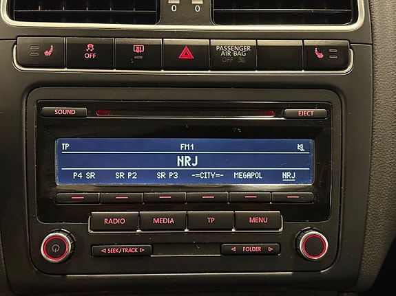 Volkswagen Polo 17 of 23