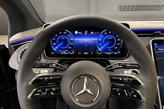 Mercedes-Benz EQE350 10 of 25
