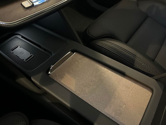 Volvo ES90 22 of 22
