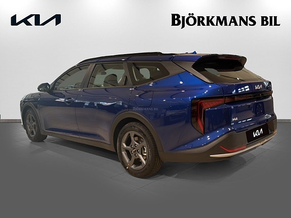 Kia K4 6 of 14
