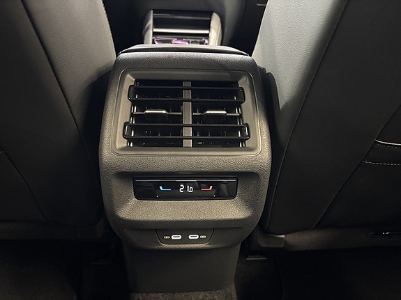 Volkswagen Tiguan 17 of 18