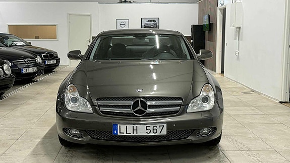 Mercedes-Benz CLS280 3 of 21