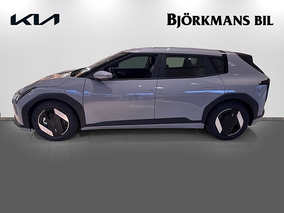 Kia EV4 4 of 17