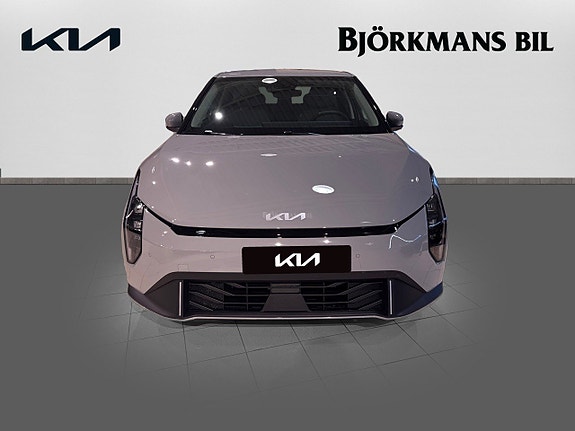 Kia EV4 2 of 17