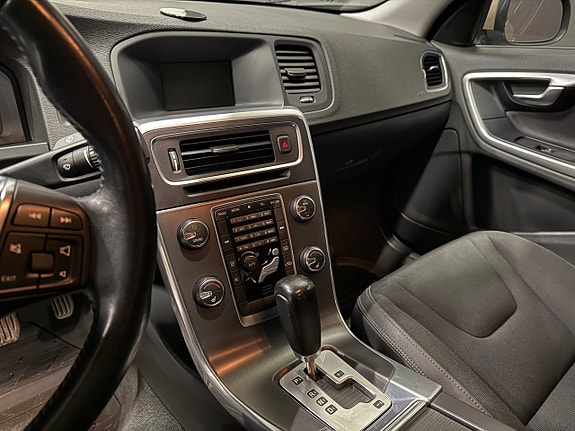 Volvo S60 12 of 15