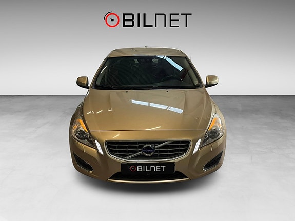 Volvo S60 5 of 5