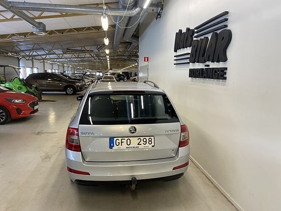 Skoda Octavia 5 of 5