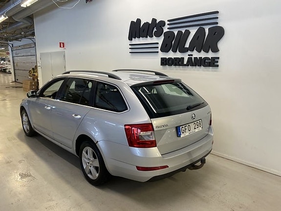 Skoda Octavia 3 of 5